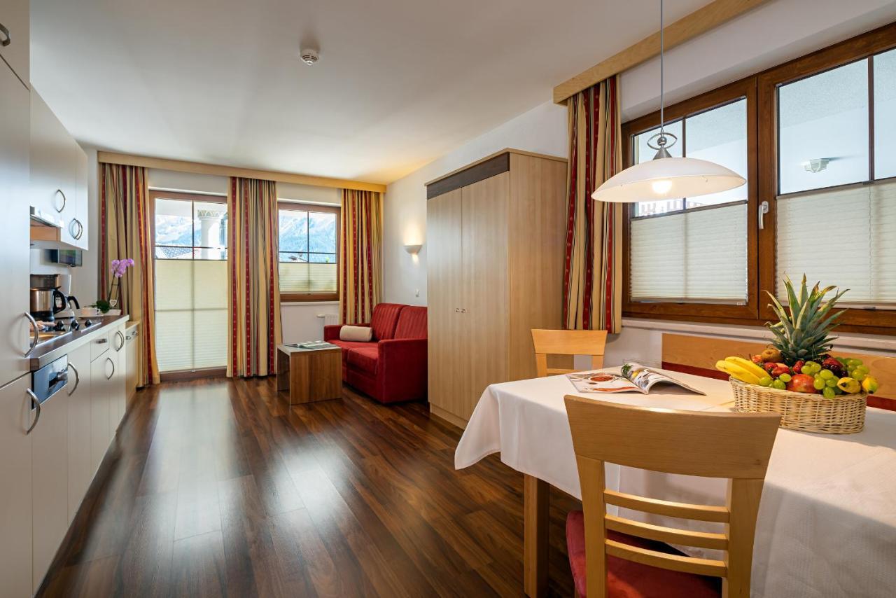 Apart-Hotel Aurora Fiss Esterno foto