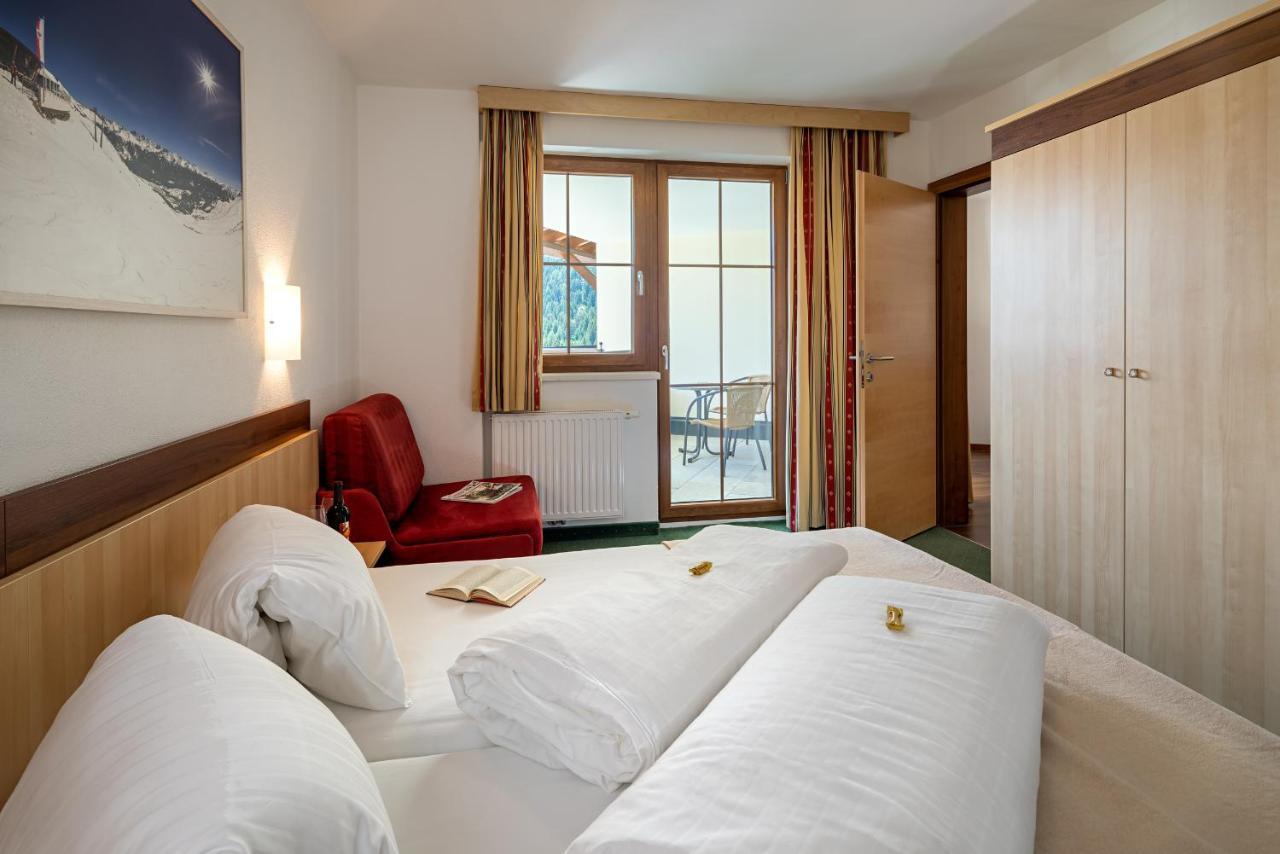 Apart-Hotel Aurora Fiss Esterno foto